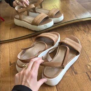 Elegant Tan Platform Sandals